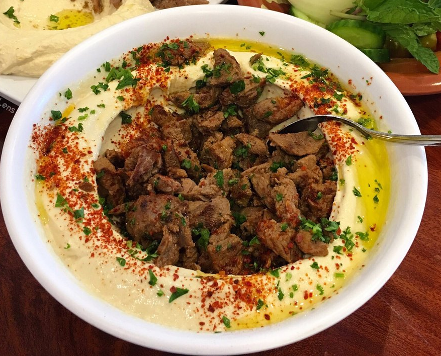 Hummus with Beef